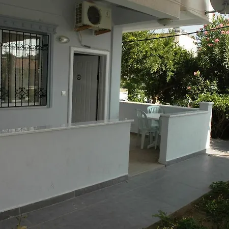 Baturcan Appartement *